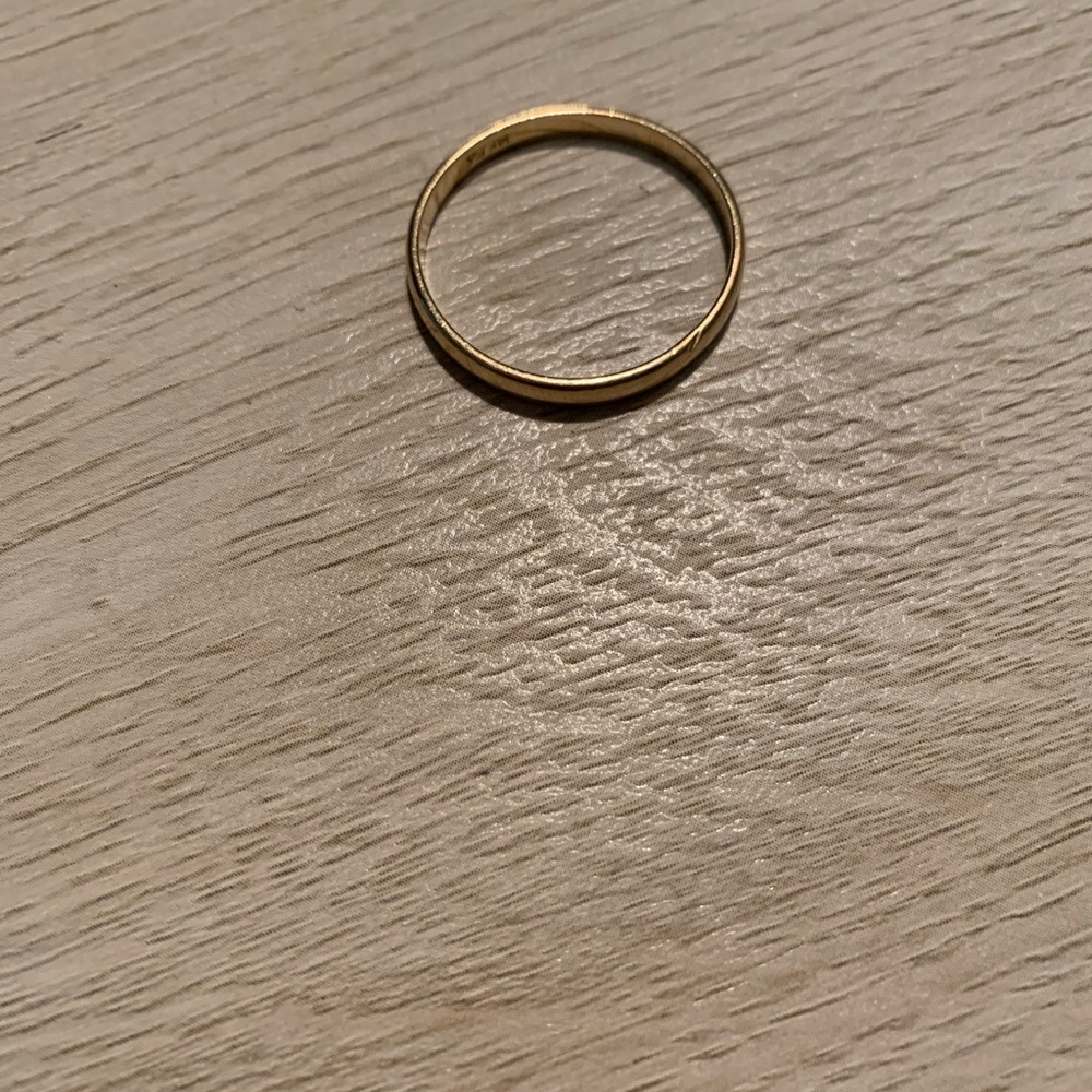 Gold band